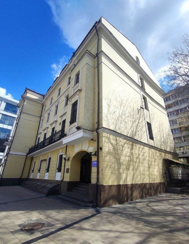 фасад дома, здание по адресу г Москва, пр-кт Мира, д 62 стр 1